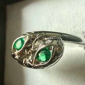 NEW! Pretty Bird Jewelry Emerald Green Serpent Eye Ring size 8